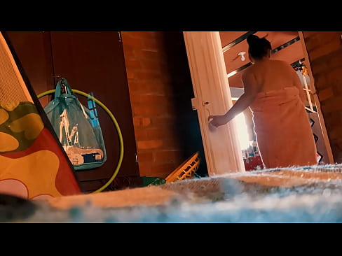 ❤️ Дзядзька ідзе за мной у душ, трахае мяне, пакуль я прымаю душ. ❤ Супер сэкс у нас be.pornpics-de.ru ❤